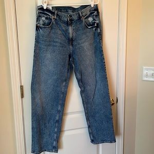 Like New Gap 90’s Loose Mid Rise Faded Wash Denim Jeans Size 33/16R